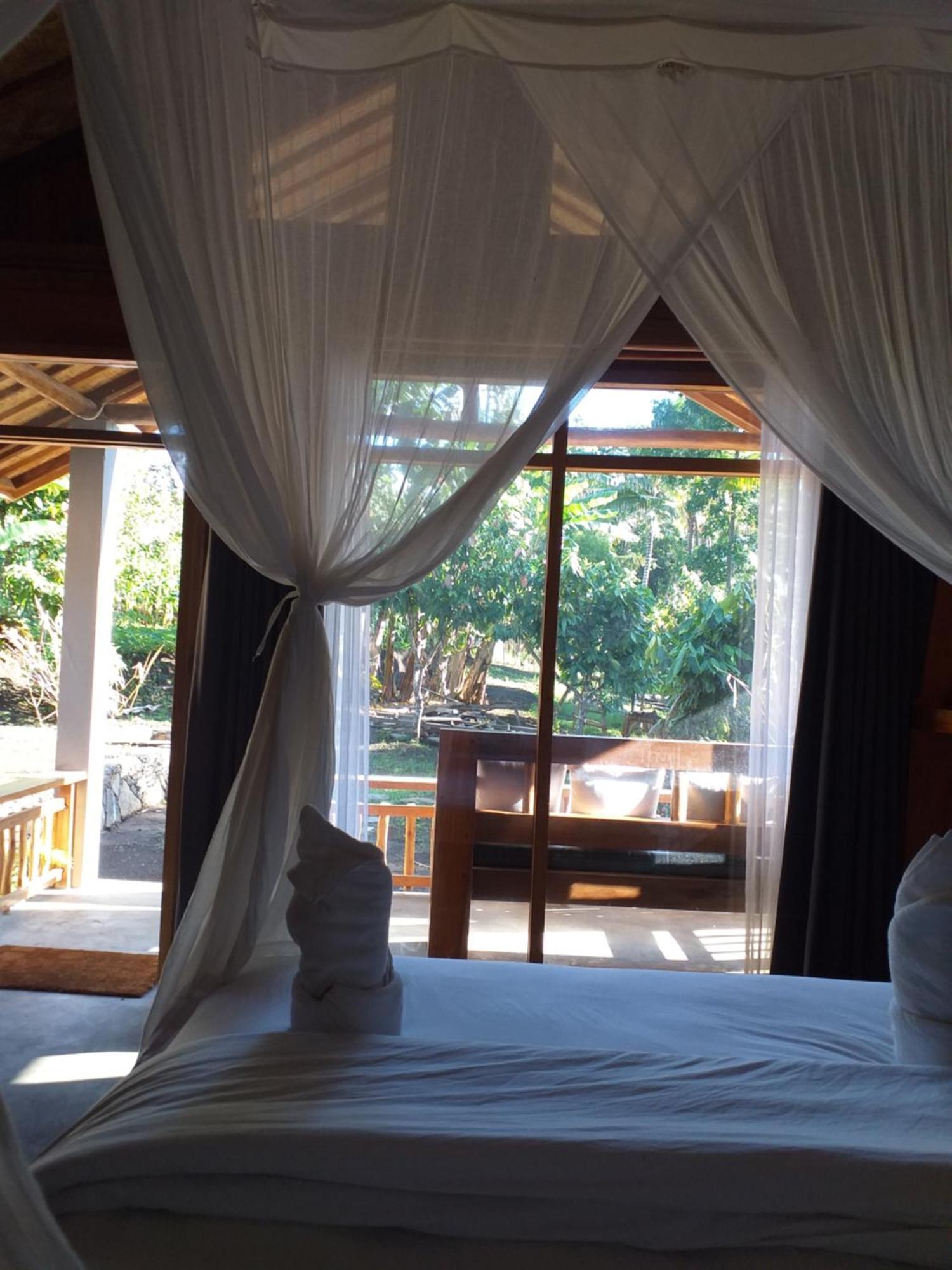 The Geckos Homestay Kelimutu Pokoj fotografie